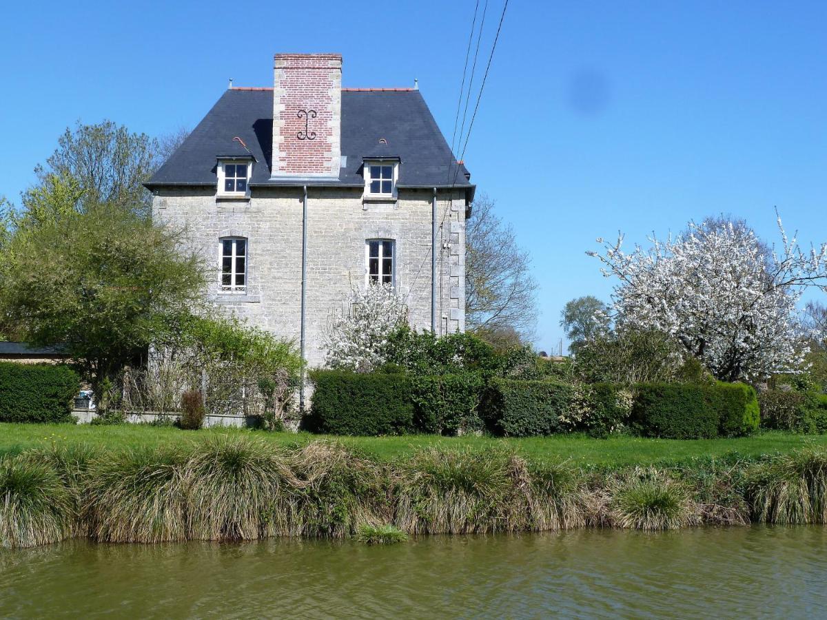 B&B L'Atelier Du Presbytere Saint-Maugan Exteriér fotografie