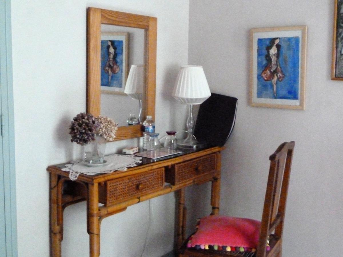 B&B L'Atelier Du Presbytere Saint-Maugan Exteriér fotografie